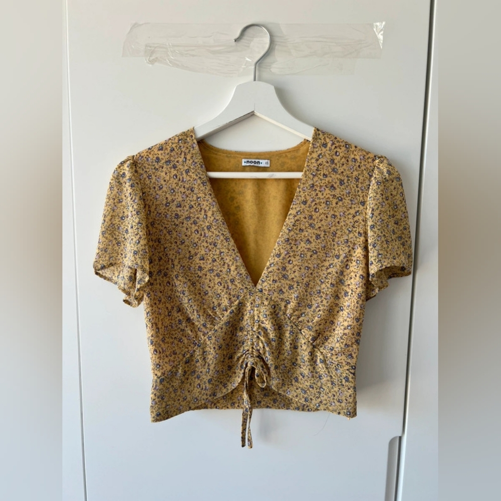 Nicolita Yellow Puff Sleeve Tie Front Blouse